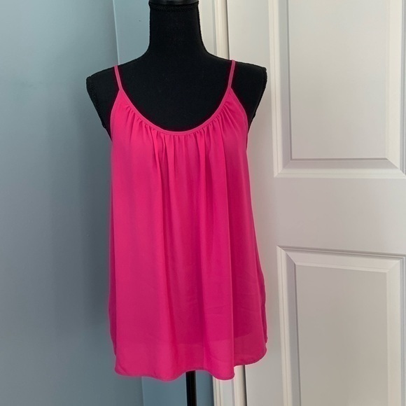 LOFT Tops - LOFT lk new flowy pink tank small cami